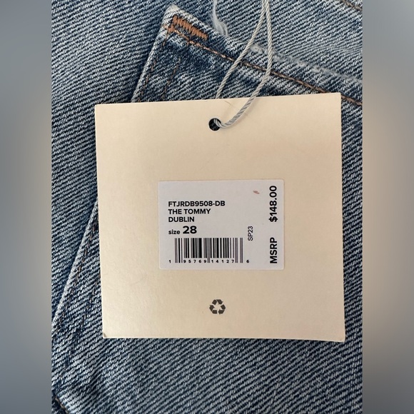 Favorite Daughter Bermuda cutoff shorts Size 28 - Picture 4 of 6